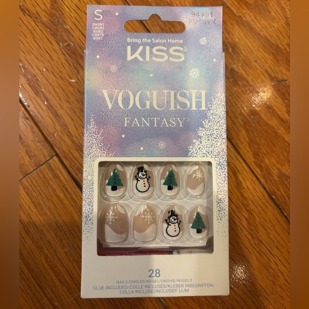 Kiss Voguish fantasy press on nails- Small short cut- winter style nails #28